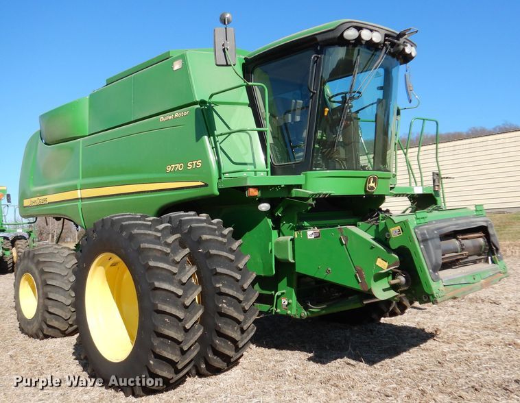 image for item DE2567 2008 John Deere 9770 STS  combine