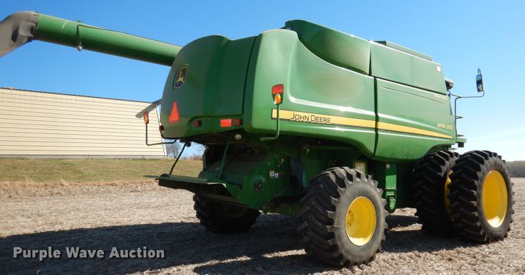 image for item DE2567 2008 John Deere 9770 STS  combine