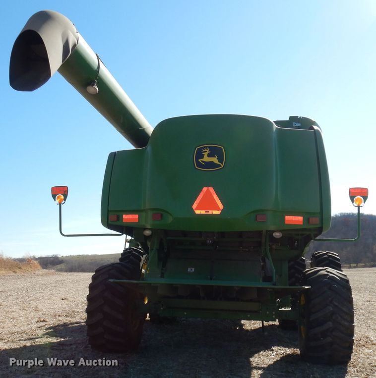 image for item DE2567 2008 John Deere 9770 STS  combine