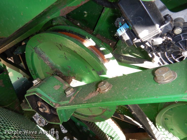 image for item DE2567 2008 John Deere 9770 STS  combine
