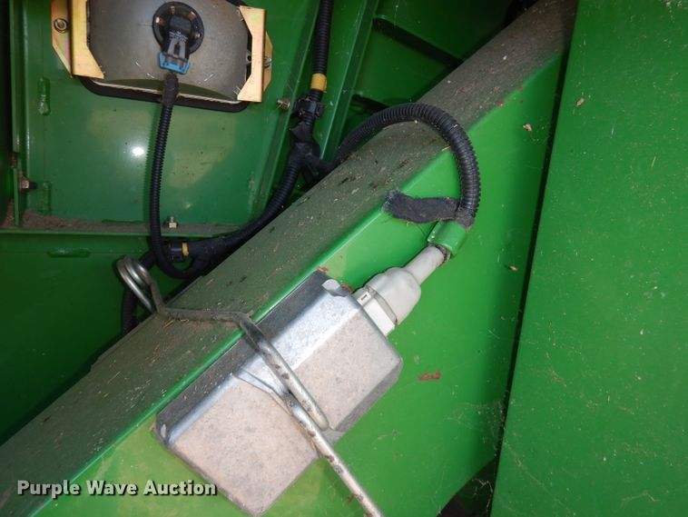 image for item DE2567 2008 John Deere 9770 STS  combine