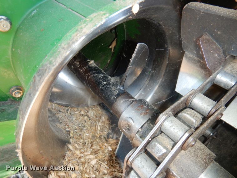 image for item DE2567 2008 John Deere 9770 STS  combine