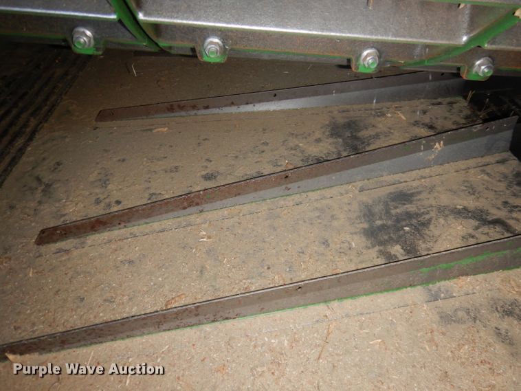 image for item DE2567 2008 John Deere 9770 STS  combine