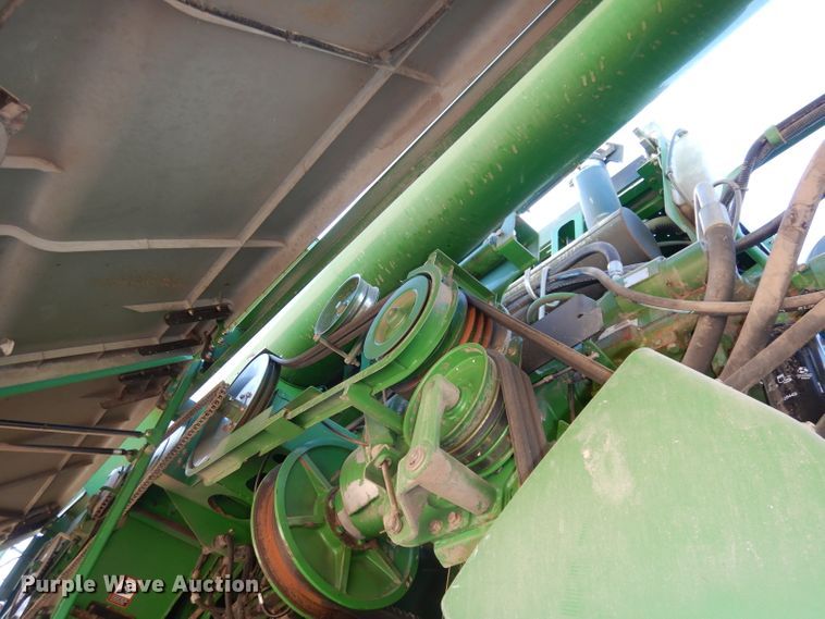 image for item DE2567 2008 John Deere 9770 STS  combine