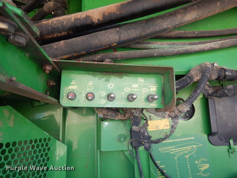 image for item DE2567 2008 John Deere 9770 STS  combine
