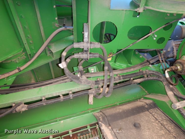 image for item DE2567 2008 John Deere 9770 STS  combine