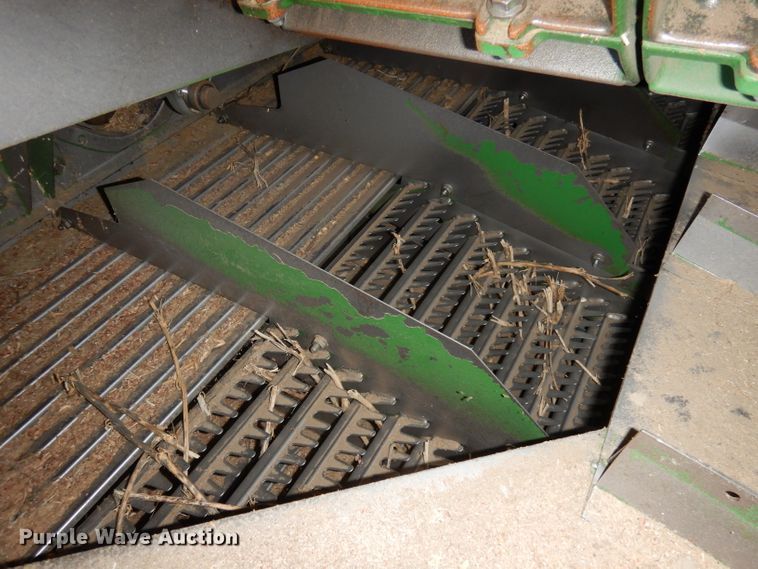 image for item DE2567 2008 John Deere 9770 STS  combine