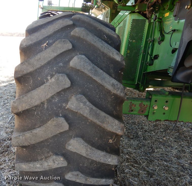 image for item DE2567 2008 John Deere 9770 STS  combine