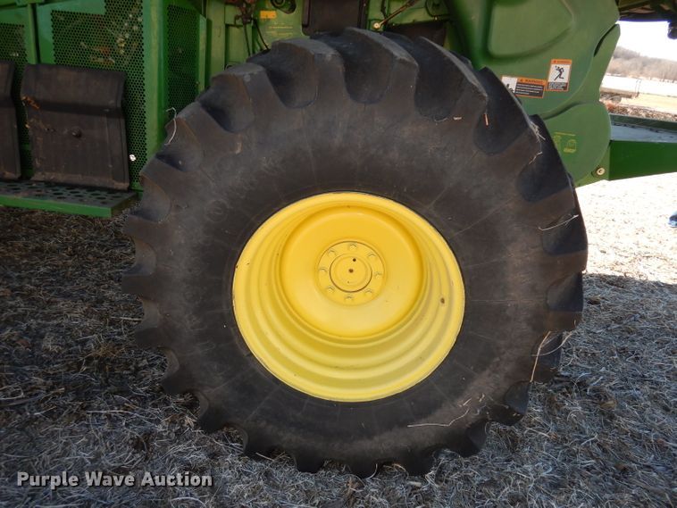image for item DE2567 2008 John Deere 9770 STS  combine
