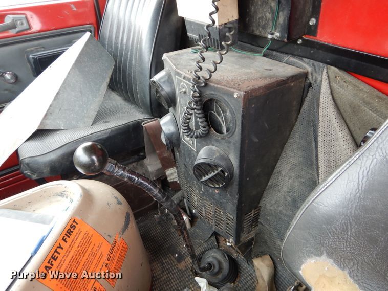 image for item DE2568 1980 GMC Brigadier  grain truck