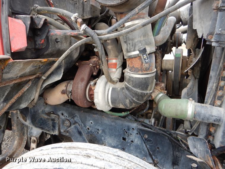 image for item DE2568 1980 GMC Brigadier  grain truck