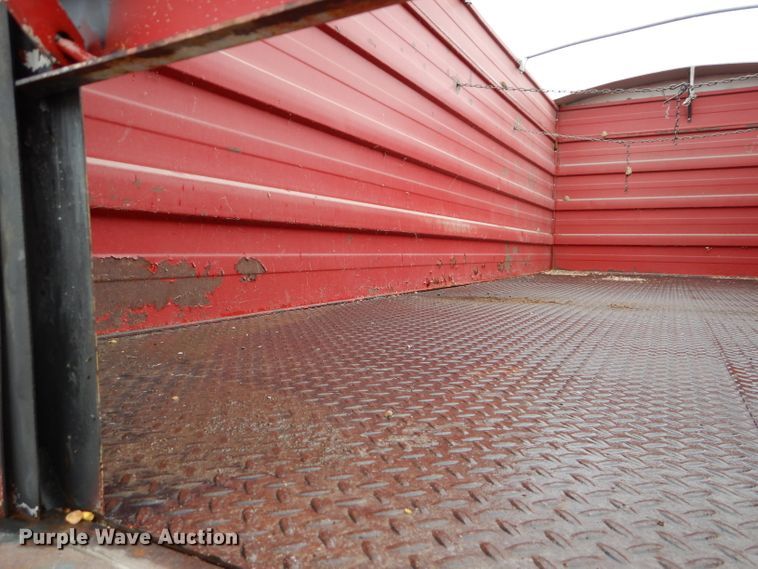 image for item DE2568 1980 GMC Brigadier  grain truck