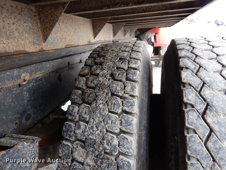 image for item DE2568 1980 GMC Brigadier  grain truck