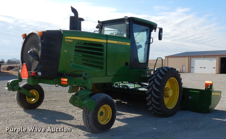 image for item DE2569 2013 John Deere R450  windrower