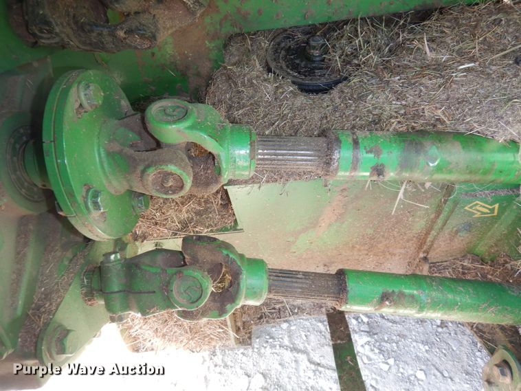 image for item DE2569 2013 John Deere R450  windrower