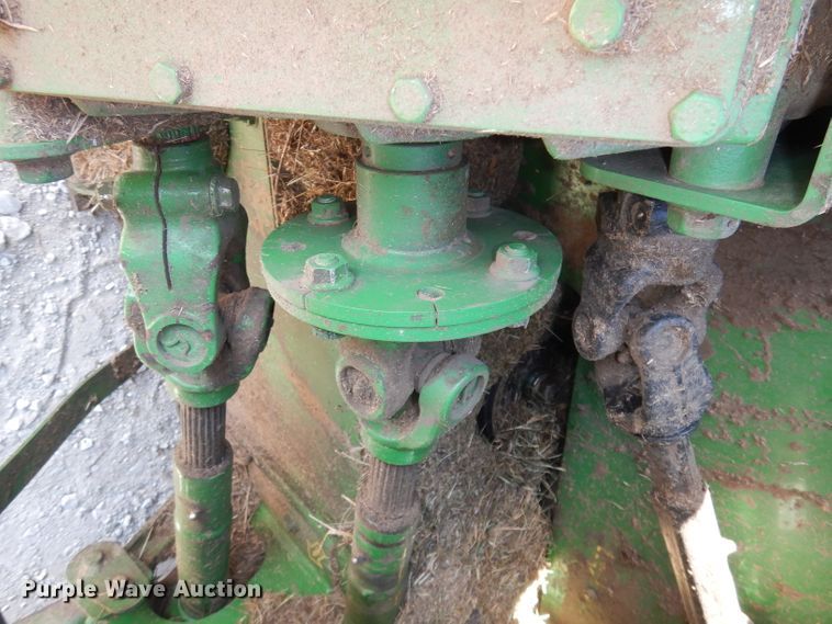 image for item DE2569 2013 John Deere R450  windrower