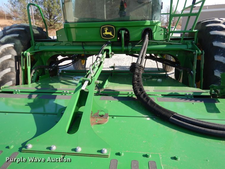 image for item DE2569 2013 John Deere R450  windrower