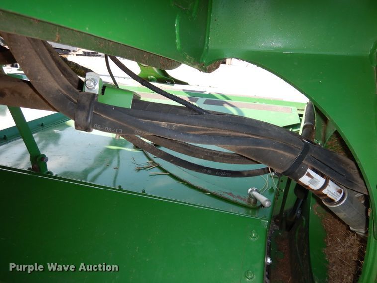 image for item DE2569 2013 John Deere R450  windrower