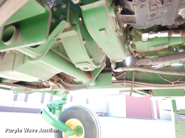 image for item DE2569 2013 John Deere R450  windrower