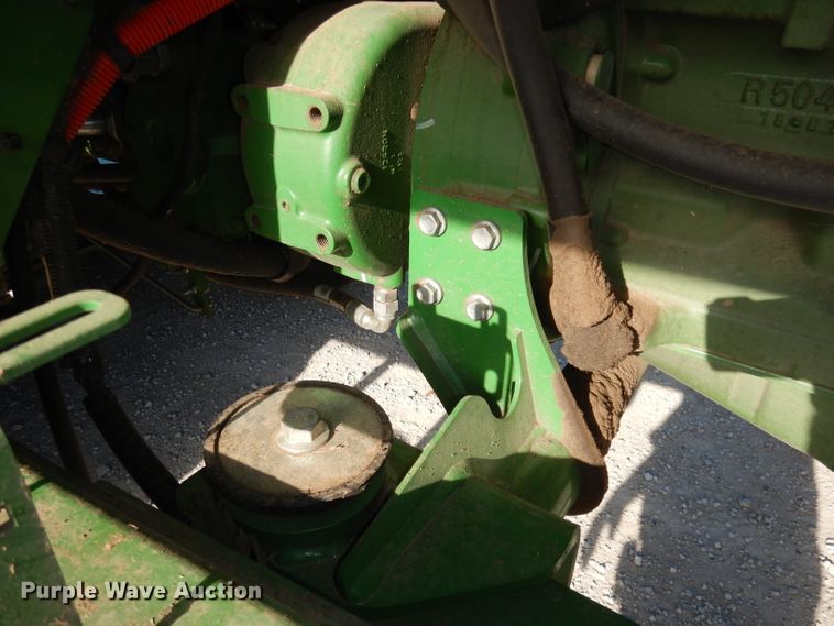 image for item DE2569 2013 John Deere R450  windrower