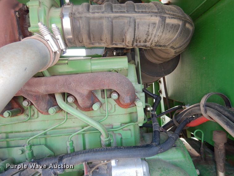 image for item DE2569 2013 John Deere R450  windrower