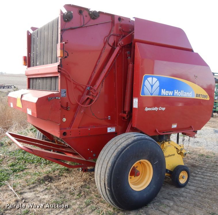 image for item DE2570 2013 New Holland BR7090  Specialty Crop round baler