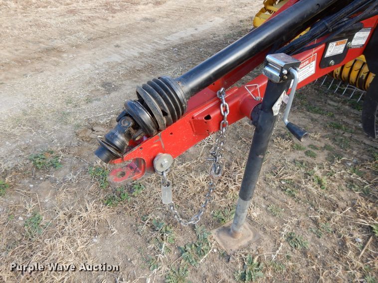 image for item DE2570 2013 New Holland BR7090  Specialty Crop round baler