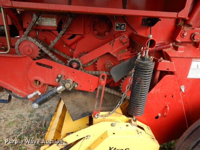 image for item DE2570 2013 New Holland BR7090  Specialty Crop round baler