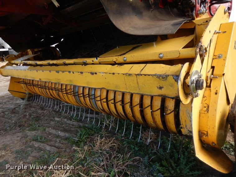 image for item DE2570 2013 New Holland BR7090  Specialty Crop round baler