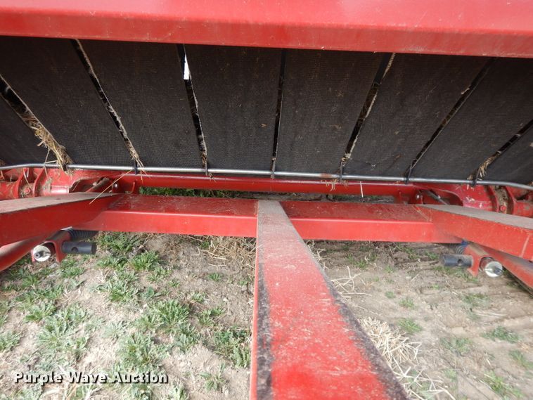 image for item DE2570 2013 New Holland BR7090  Specialty Crop round baler