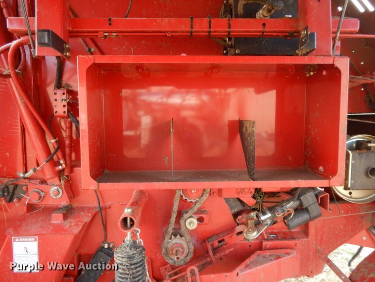 image for item DE2570 2013 New Holland BR7090  Specialty Crop round baler