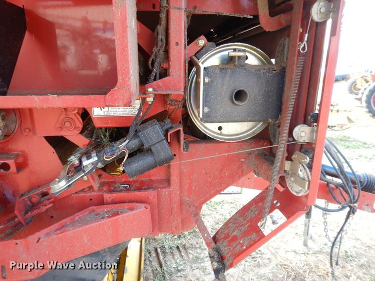 image for item DE2570 2013 New Holland BR7090  Specialty Crop round baler