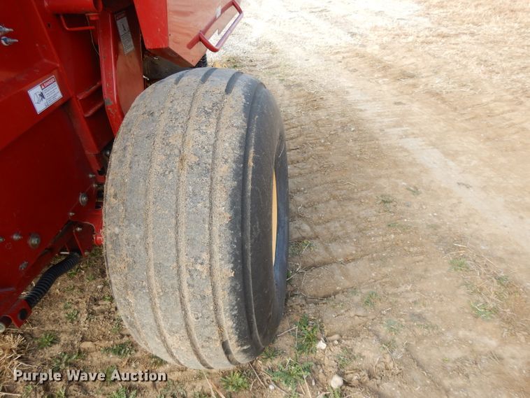image for item DE2570 2013 New Holland BR7090  Specialty Crop round baler
