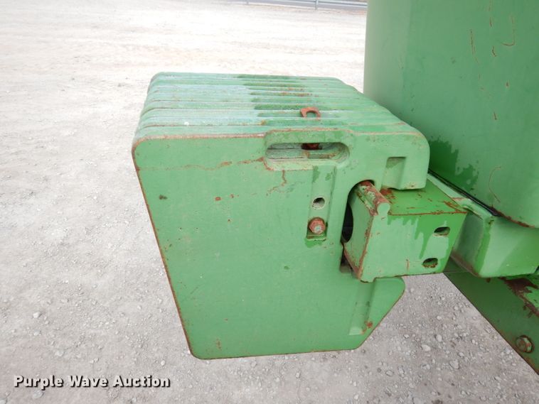 image for item DE2572 1982 John Deere 4440  tractor