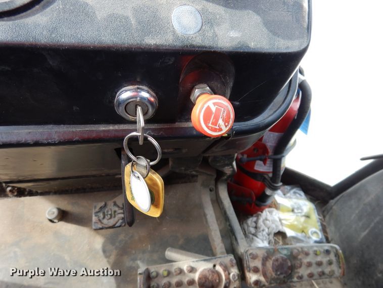 image for item DE2572 1982 John Deere 4440  tractor