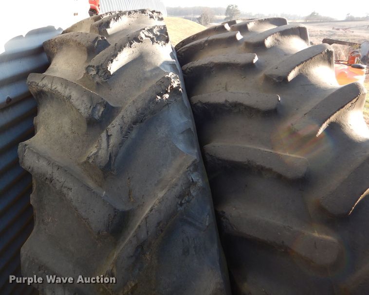 image for item DE2572 1982 John Deere 4440  tractor