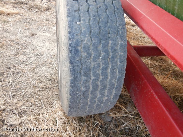 image for item DE2573 2015 Farm Aid 430 feed mixer