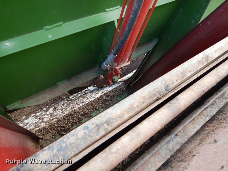 image for item DE2573 2015 Farm Aid 430 feed mixer