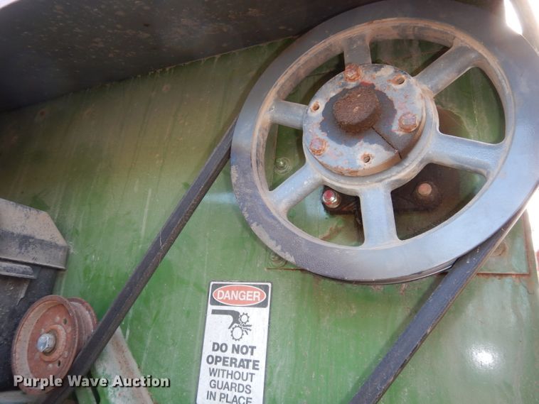 image for item DE2573 2015 Farm Aid 430 feed mixer
