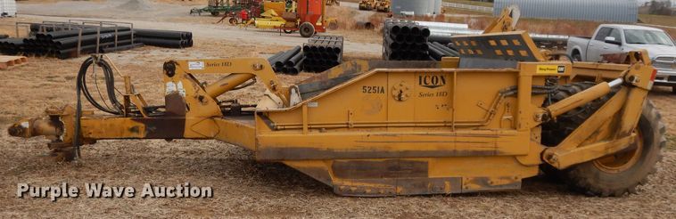 image for item DE2574 2005 Icon 18D  scraper