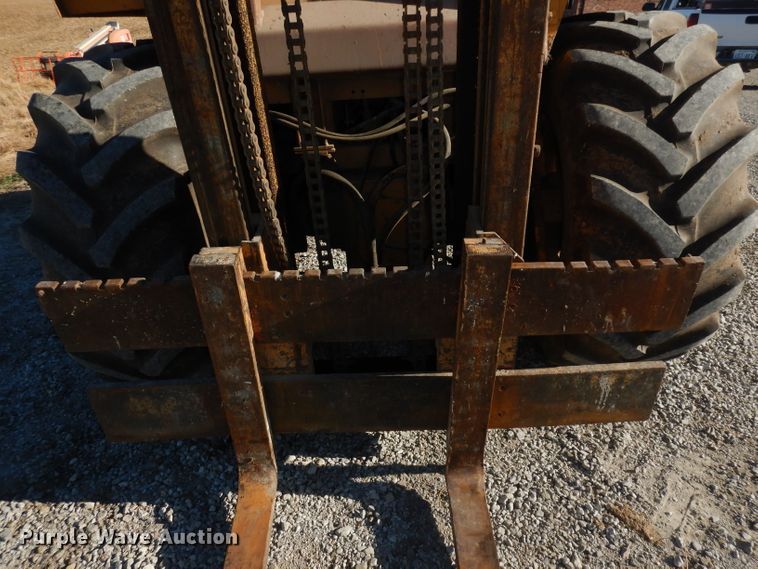 image for item DE2575 1989 Case 585E forklift