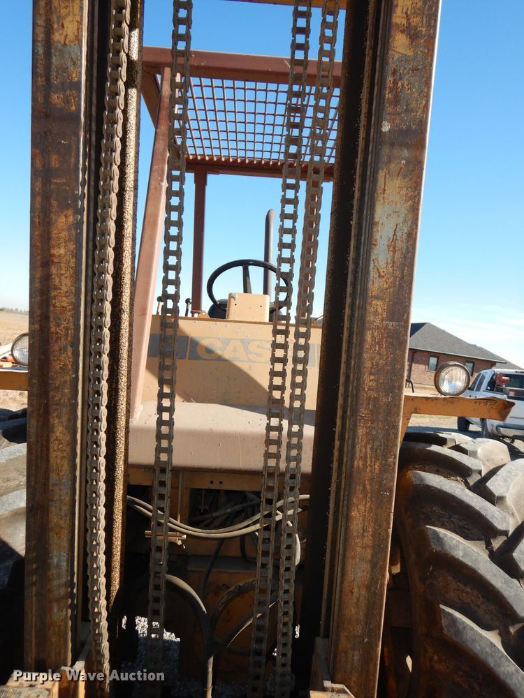 image for item DE2575 1989 Case 585E forklift