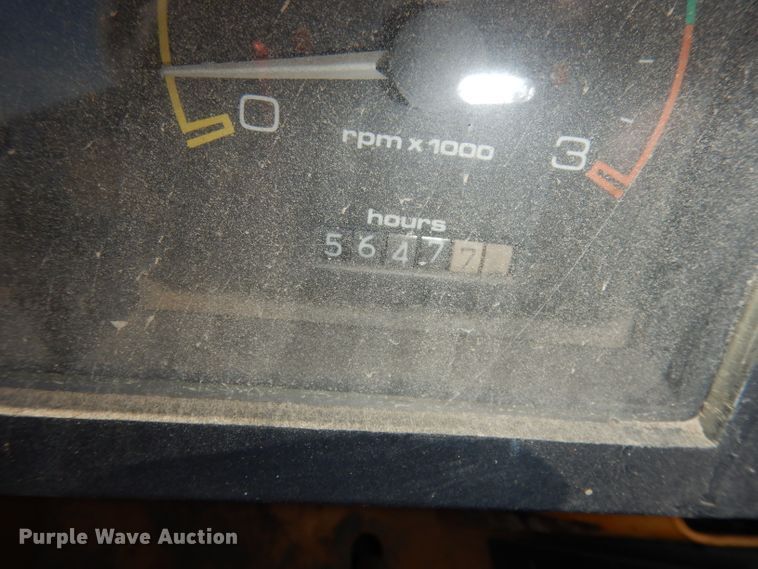 image for item DE2575 1989 Case 585E forklift