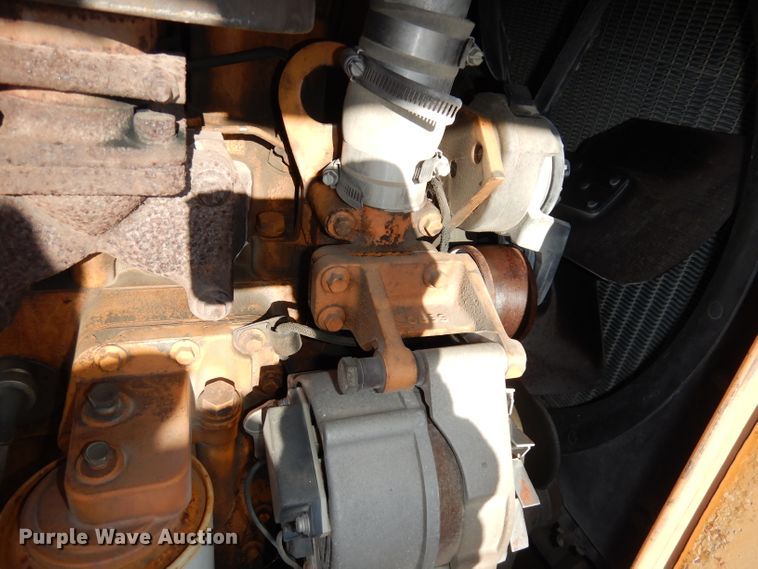 image for item DE2575 1989 Case 585E forklift