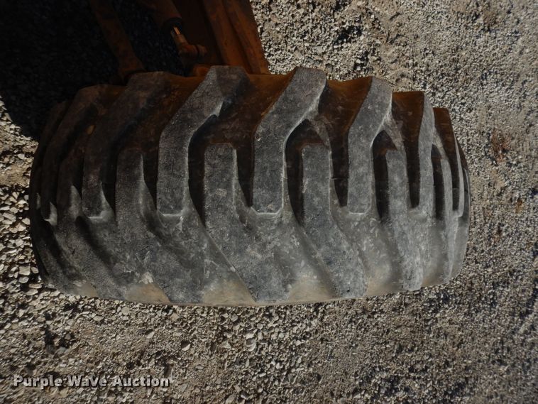 image for item DE2575 1989 Case 585E forklift