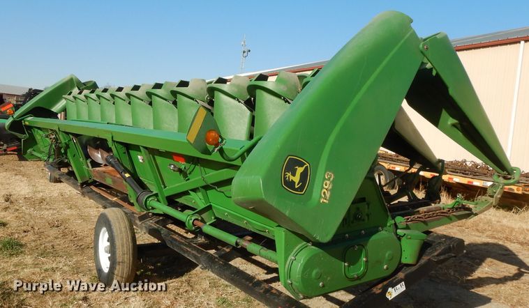 image for item DE2576 2007 John Deere 1293 corn head