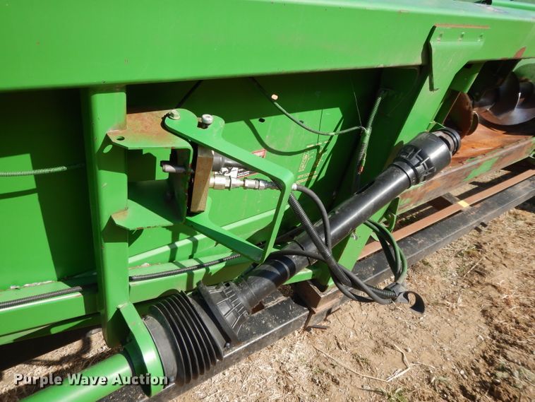 image for item DE2576 2007 John Deere 1293 corn head