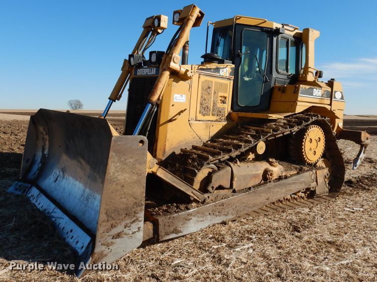 image for item DE2580 2001 Caterpillar D6R XL  dozer