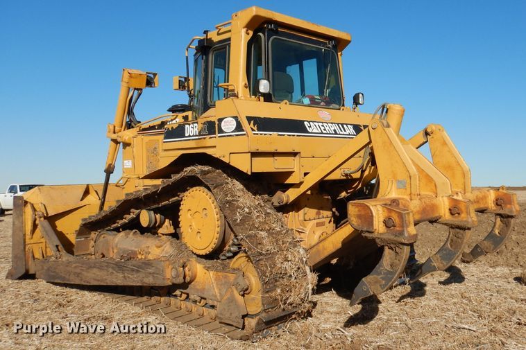 image for item DE2580 2001 Caterpillar D6R XL  dozer