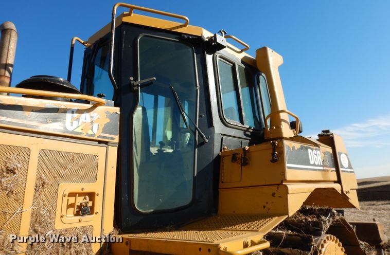 image for item DE2580 2001 Caterpillar D6R XL  dozer
